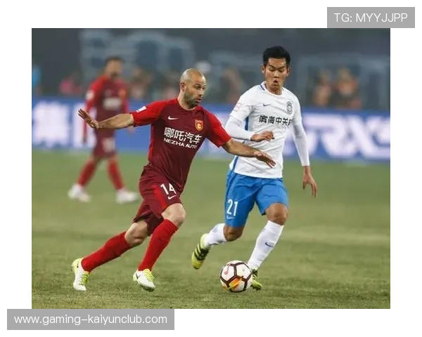 长春亚泰快速推进形成联动冲击